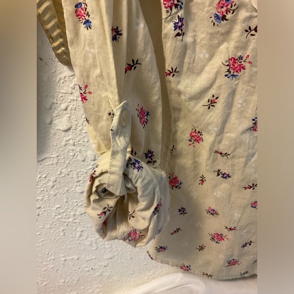 ❌Miley Cyrus Long Sleeve Button Down Top size small Y2K - Picture 5 of 7